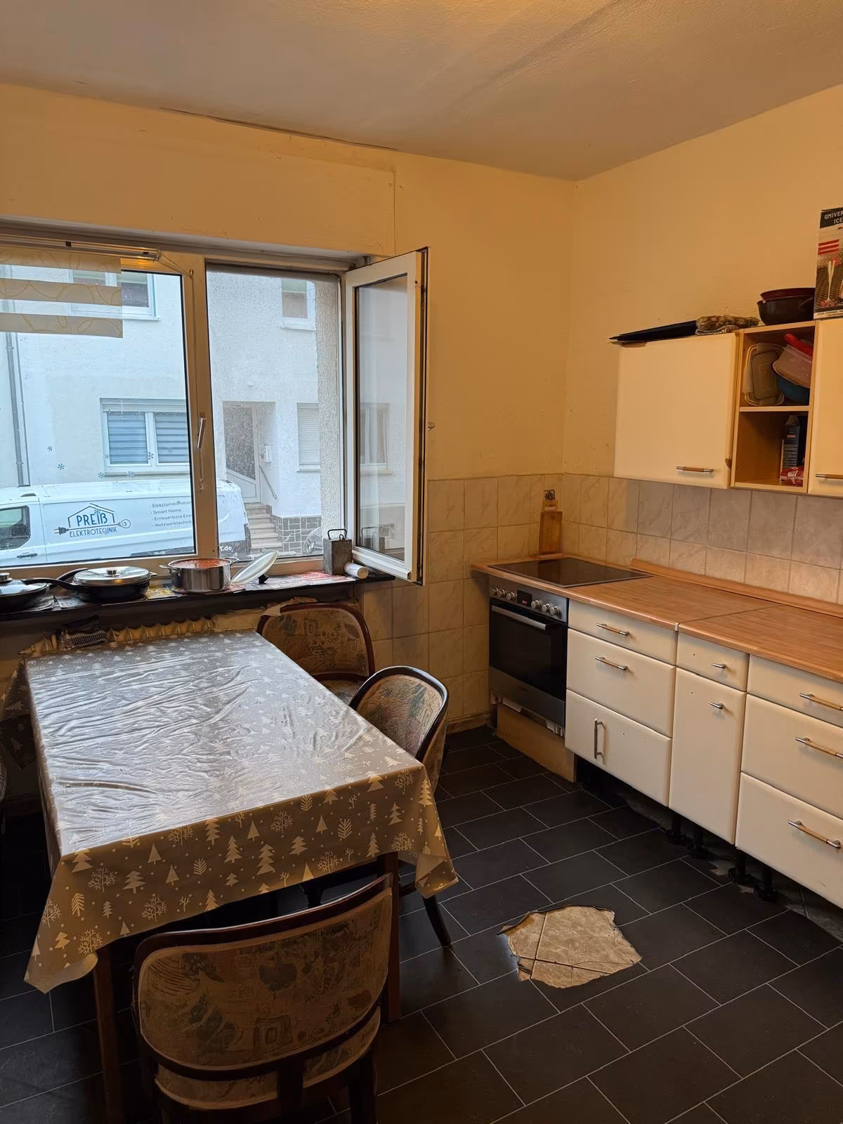 Große 160 m²-Etagenwohnung in Großen-Linden bei Gießen – ideal als Studenten-WG — Bild 1